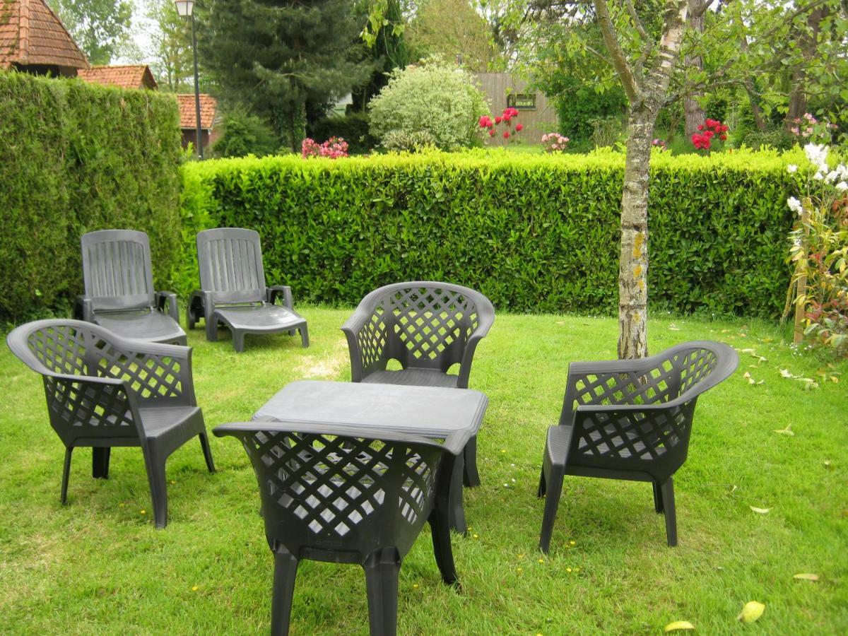 Gite Des Pins Penches Brunville Exterior photo